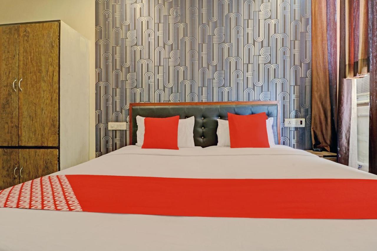Oyo 74073 Hotel Abhishek Ludhiana Exterior photo